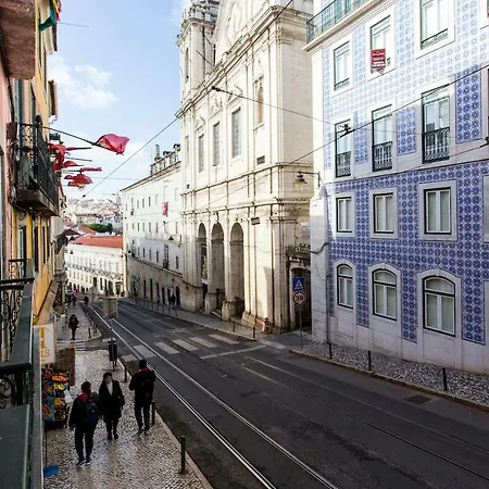 Calcada Do Combro Lisboa